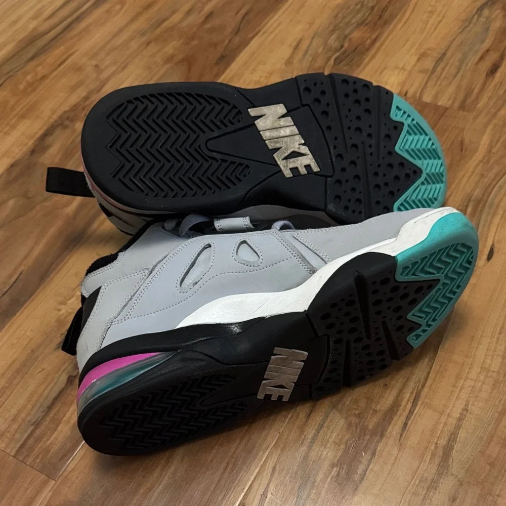 Nike Air Men's Sneakers in Gray with Black, Purple, and Teal Accents - Picture 3 of 5